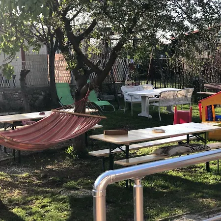Fiesta Pansiyon Navodari