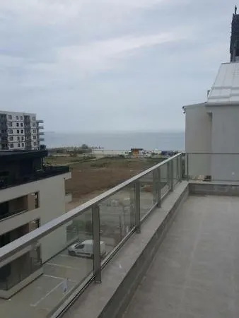 Fiesta 那沃达利